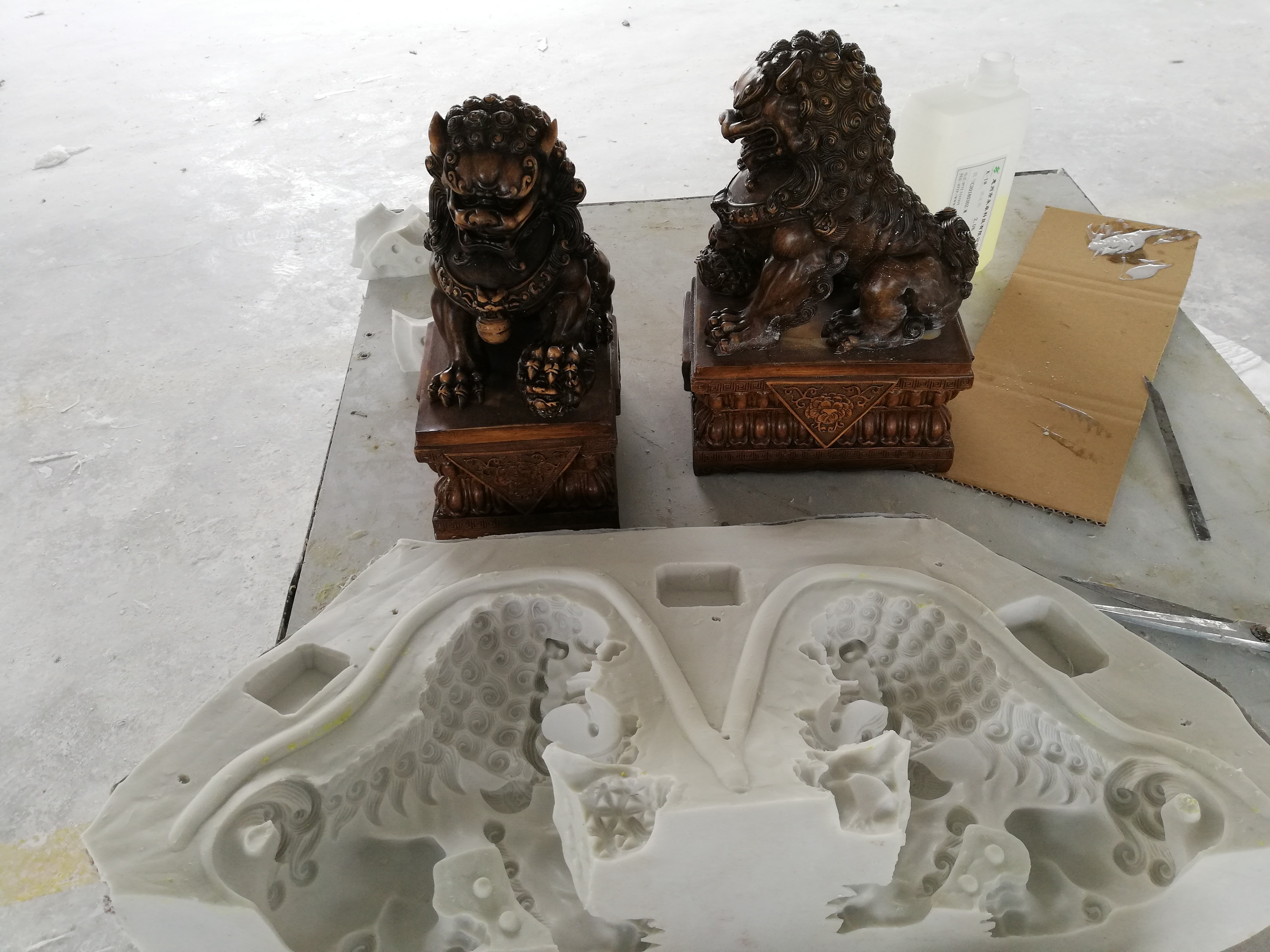 模具硅膠翻模樹(shù)脂工藝品出現(xiàn)燒模情況怎么辦 ？